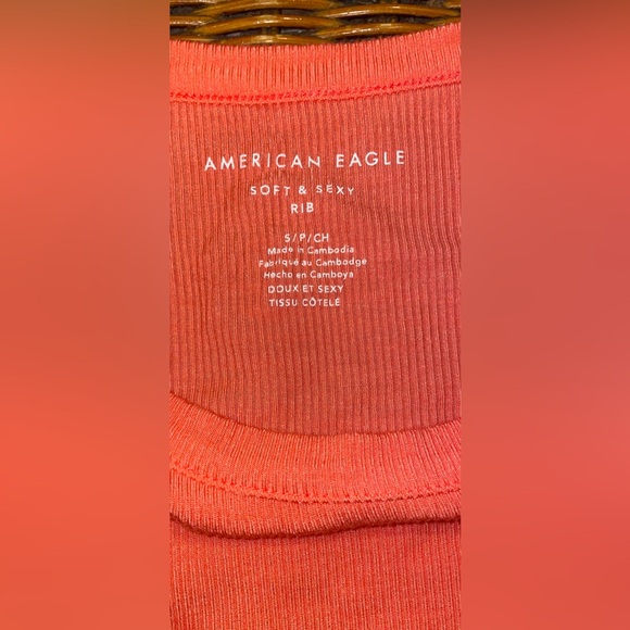 ❤️3/$10❤️American Eagle Soft & Sexy Ribbed Pocket Tee in orange Size S - Picture 2 of 4
